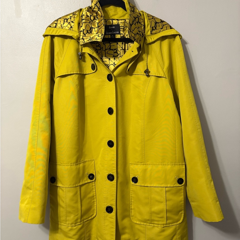 Dennis Basso Yellow Trench Coat with Patterned Lining
